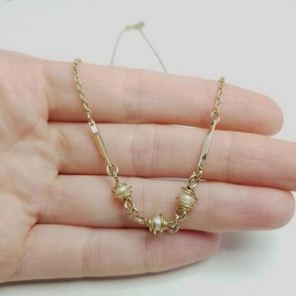 Vintage Avon Gold Tone Chain Necklace with Faux Pearl Center, Perfect for Layer - Picture 2 of 5